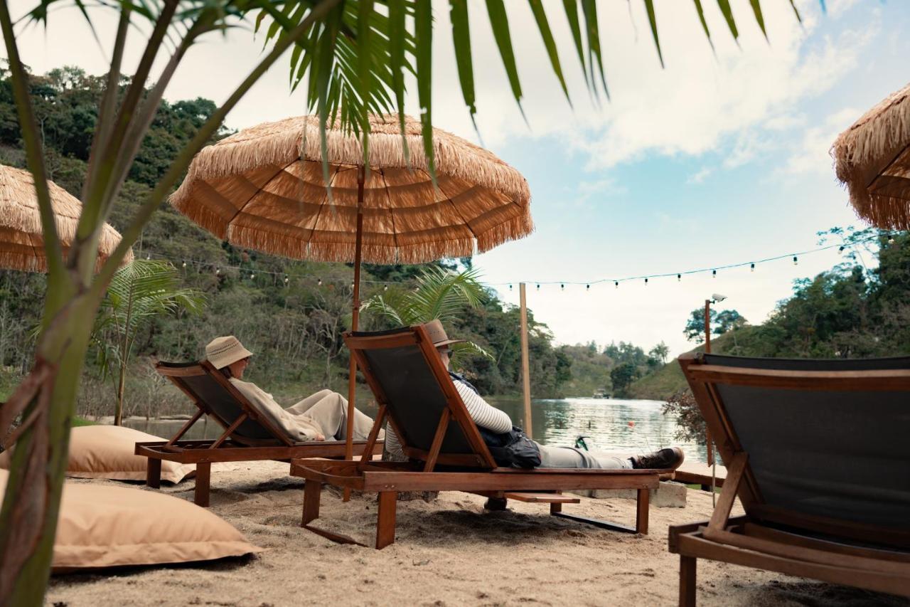 Bubblesky Glamping Guatape Hotel Eksteriør billede